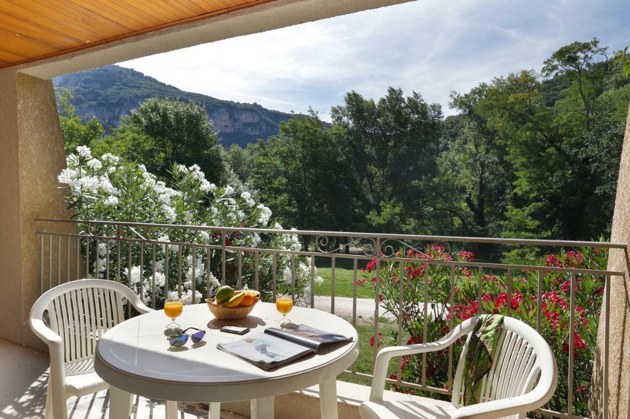 Vacanceole - Le Domaine De Chames - Pont D'Arc Vallon-Pont-dʼArc Exterior foto